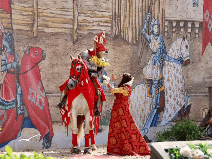 Puy du fou m2 com 3 1